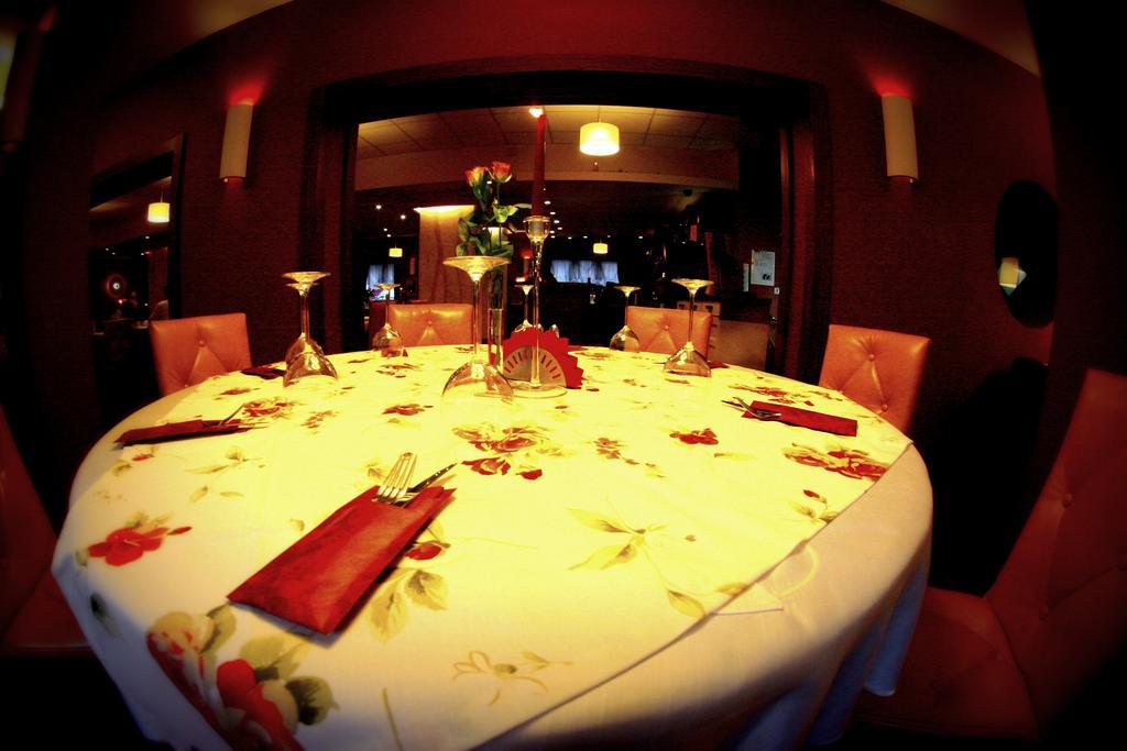 Hotel I Restauracja Złoty Las Esterno foto