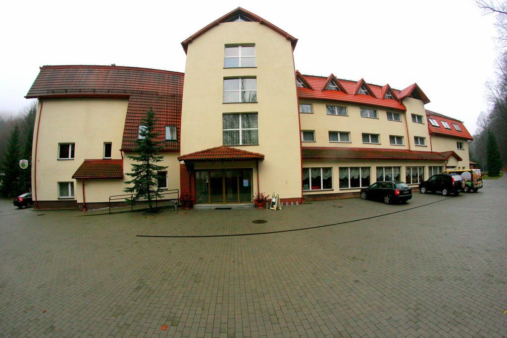Hotel I Restauracja Złoty Las Esterno foto